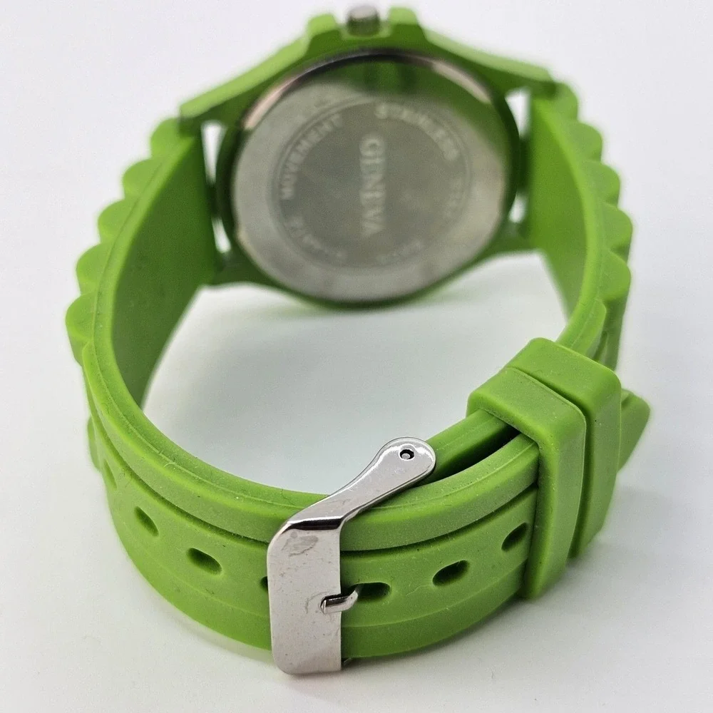 Women's Watch 38MM White‎ Dial Cross on Dial Religious Green Bands New Battery